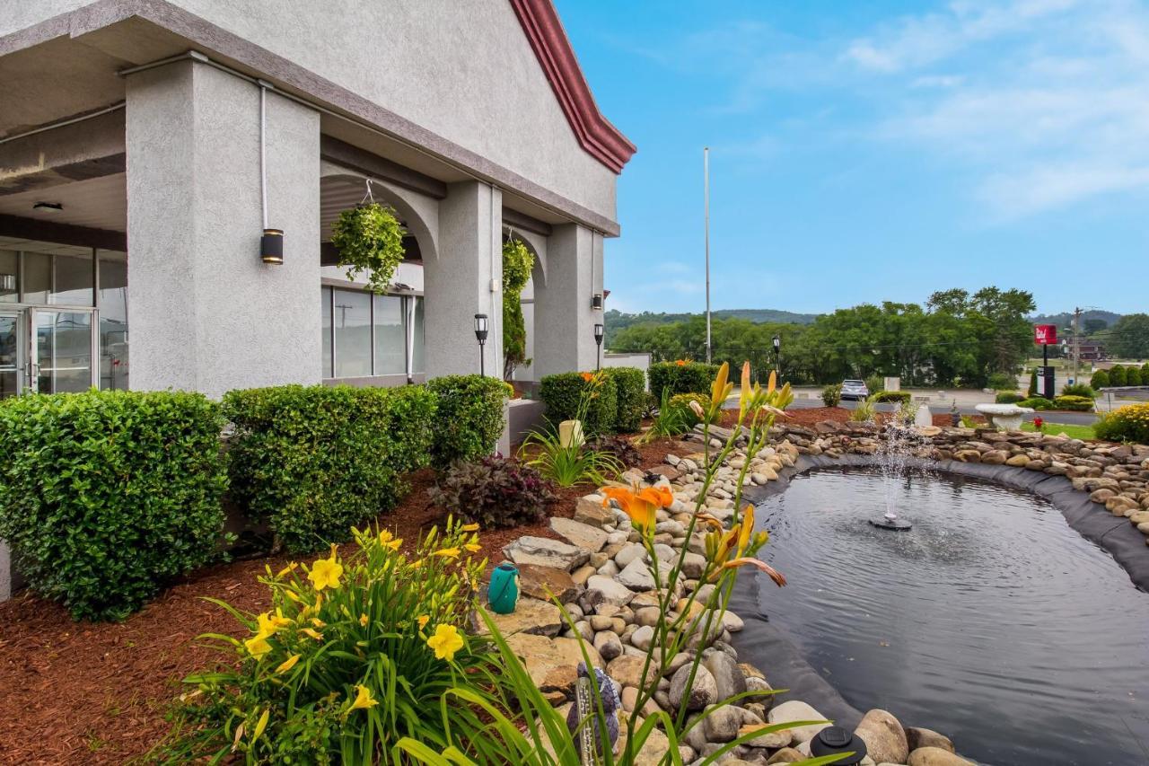 Red Roof Inn Нью-Стантон Экстерьер фото