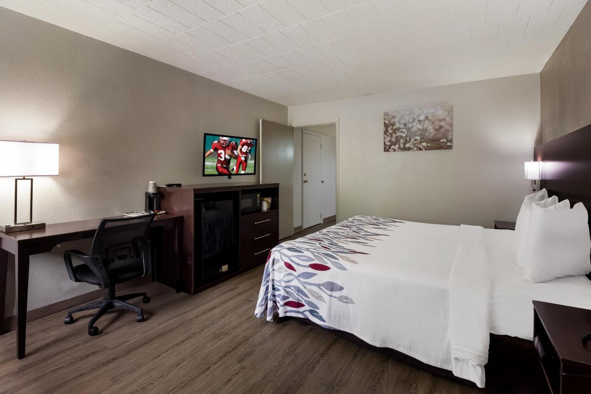 Red Roof Inn Нью-Стантон Экстерьер фото