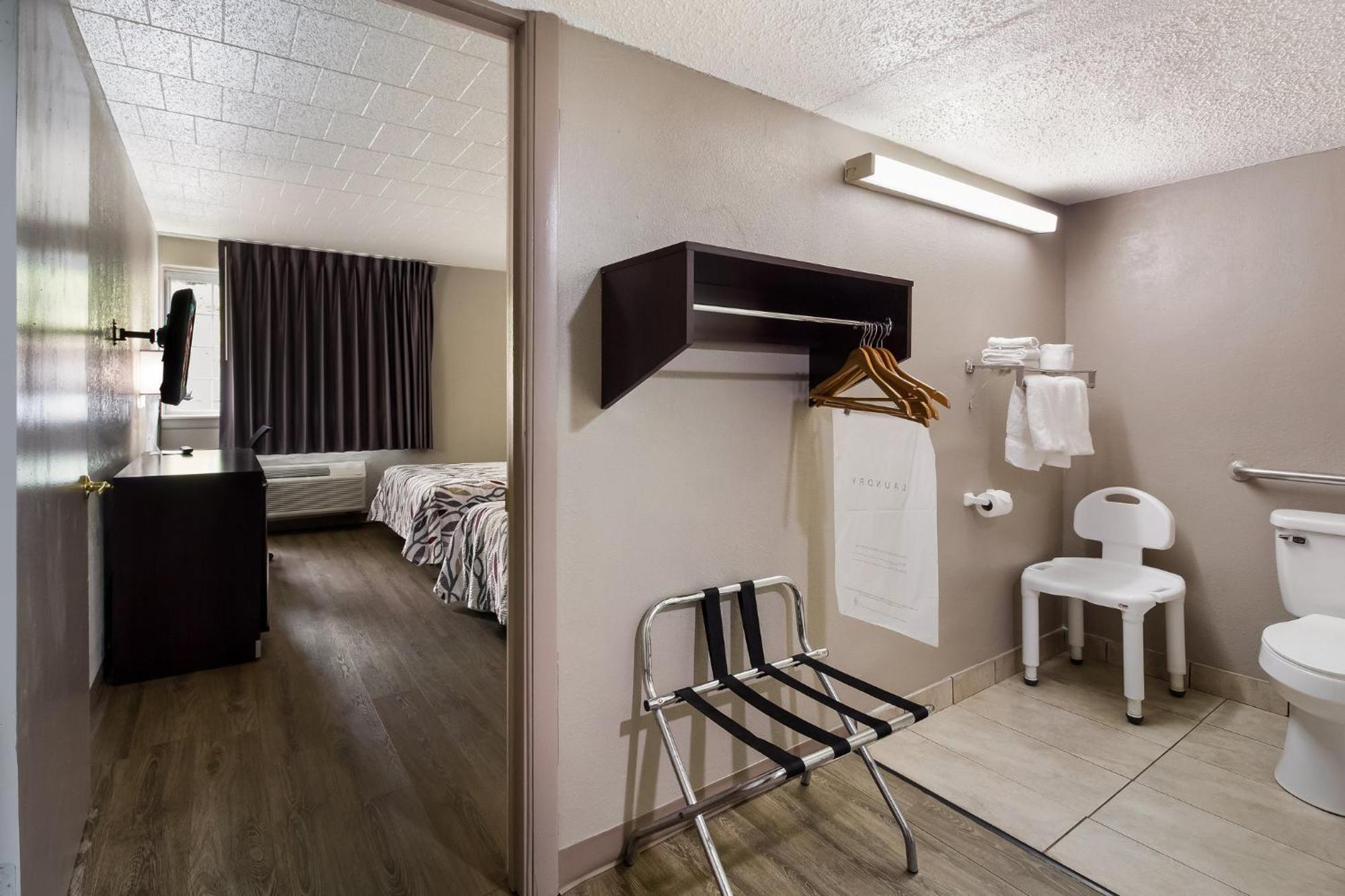 Red Roof Inn Нью-Стантон Экстерьер фото