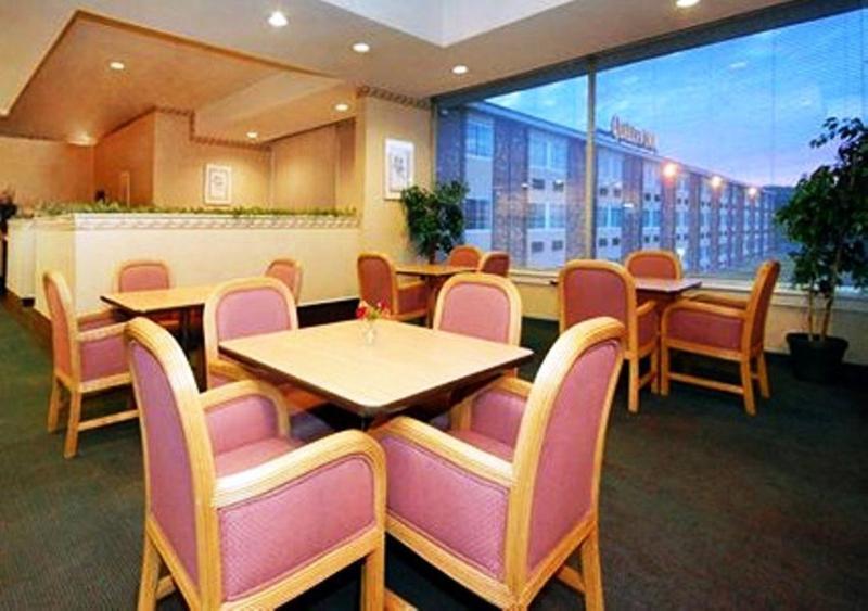 Red Roof Inn Нью-Стантон Экстерьер фото