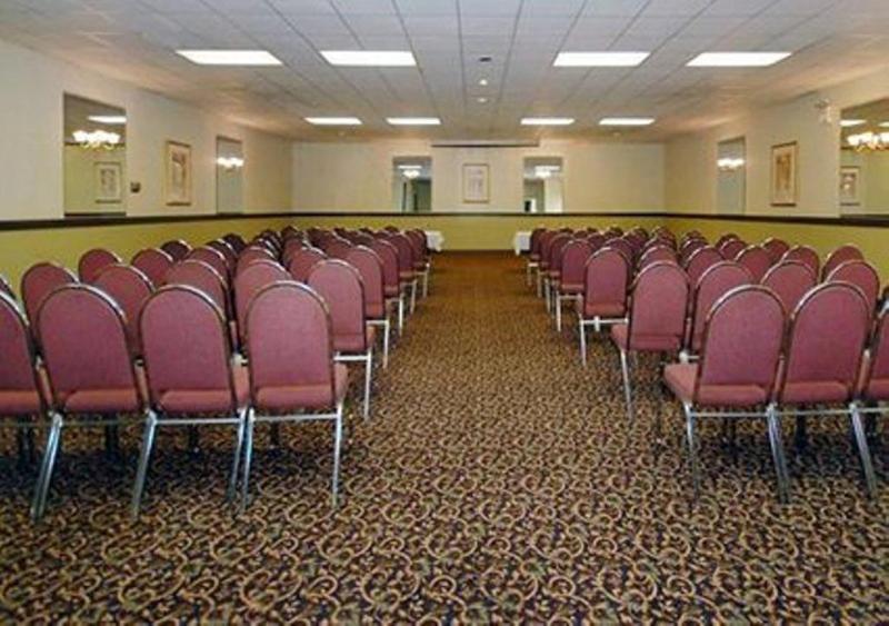 Red Roof Inn Нью-Стантон Экстерьер фото